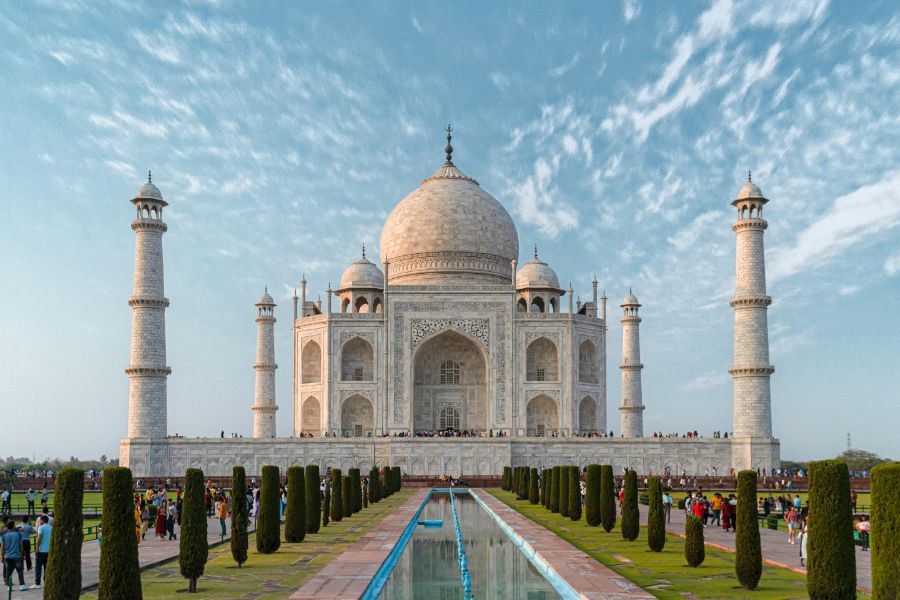 Taj Mahal tour from delhi for foreigners