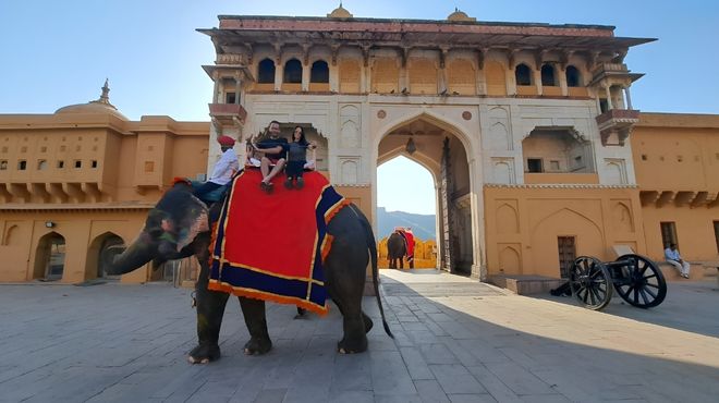 Royal Rajasthan Tour by Car (12 Day)